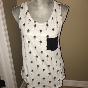 PINK Victoria's Secret palm tree tank